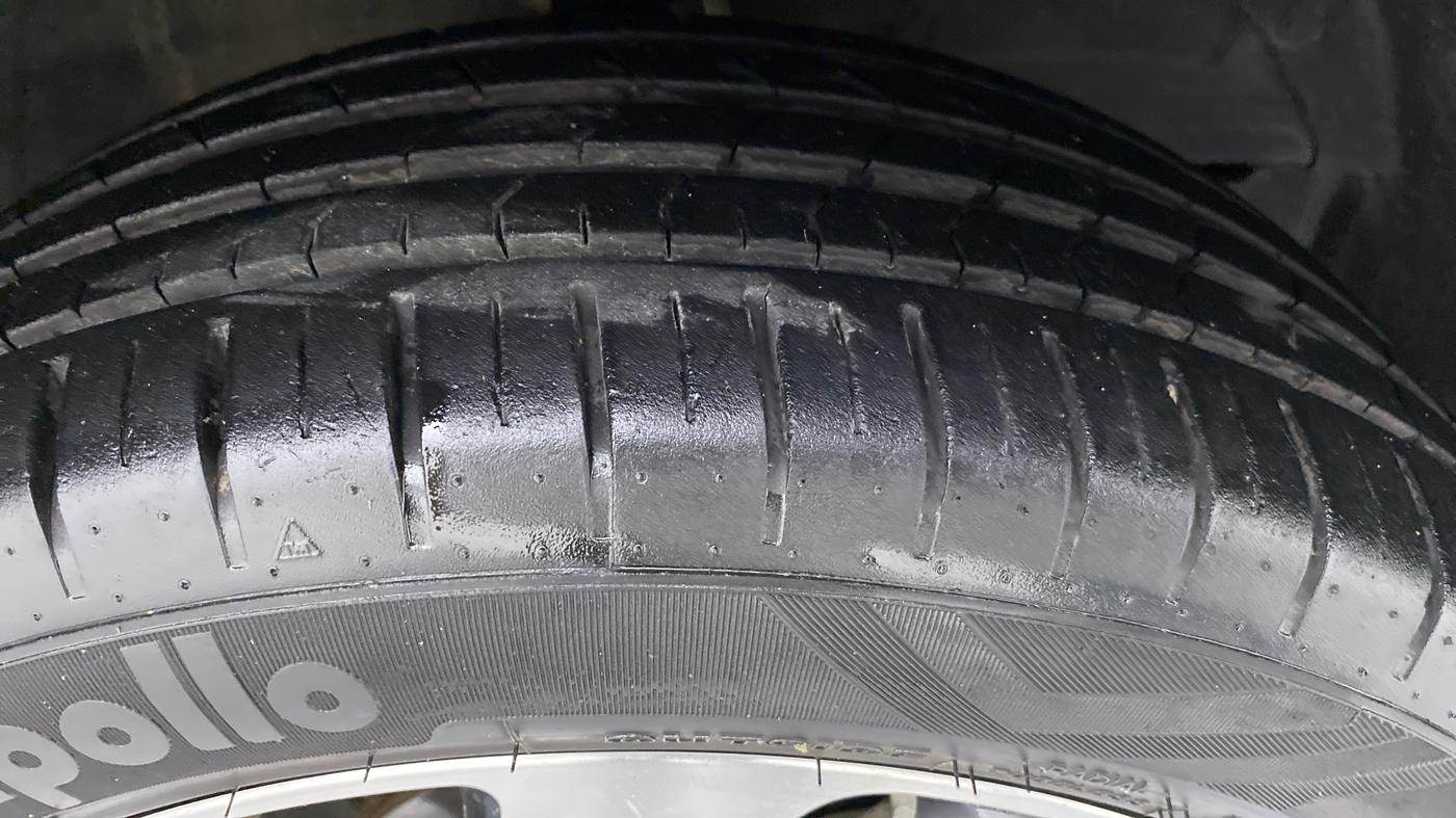 2019 Toyota Glanza V MT PETROL, Petrol, Manual, 8,415 km, Right Front Tyre Tread