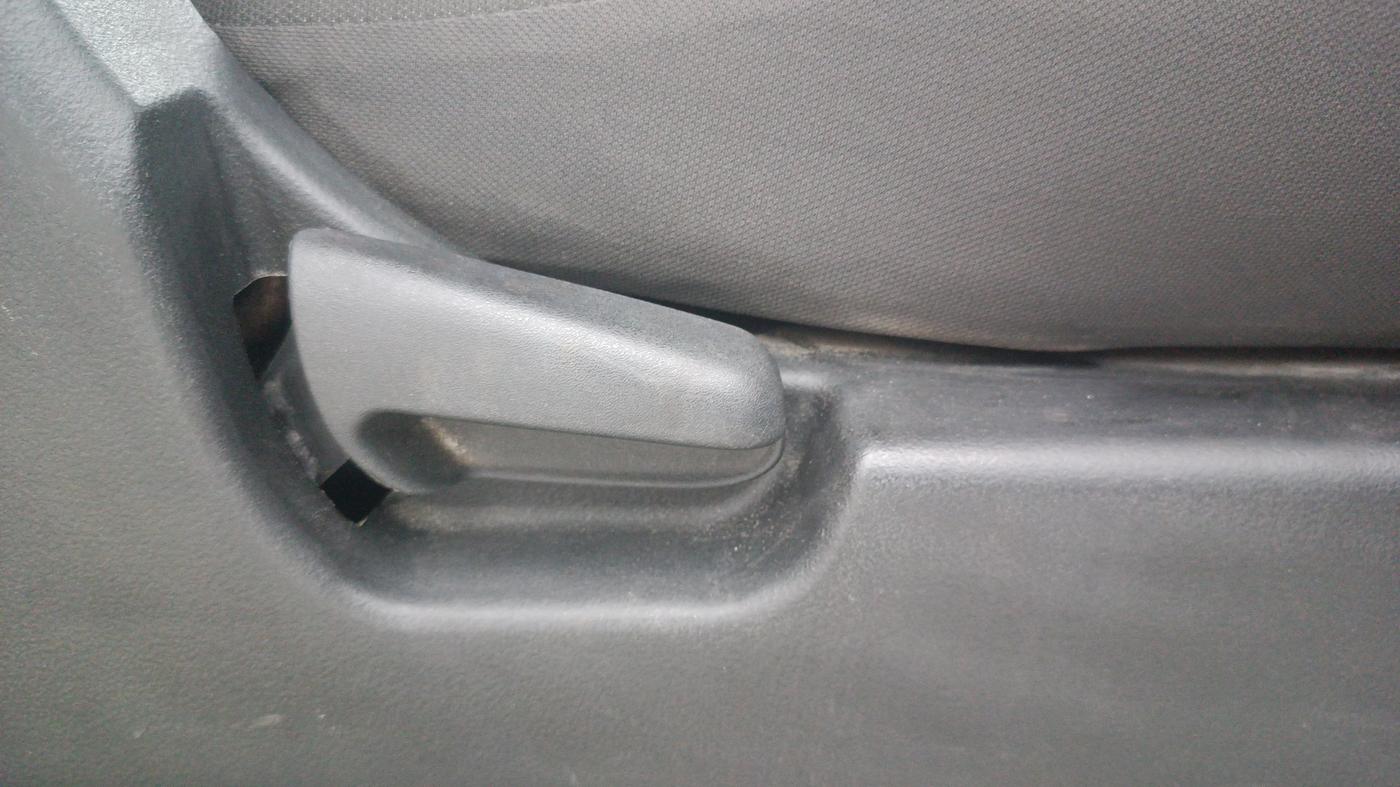2015 Maruti Wagon R 1.0 LXI, Petrol, Manual, 1,05,123 km, Driver Side Adjustment Panel