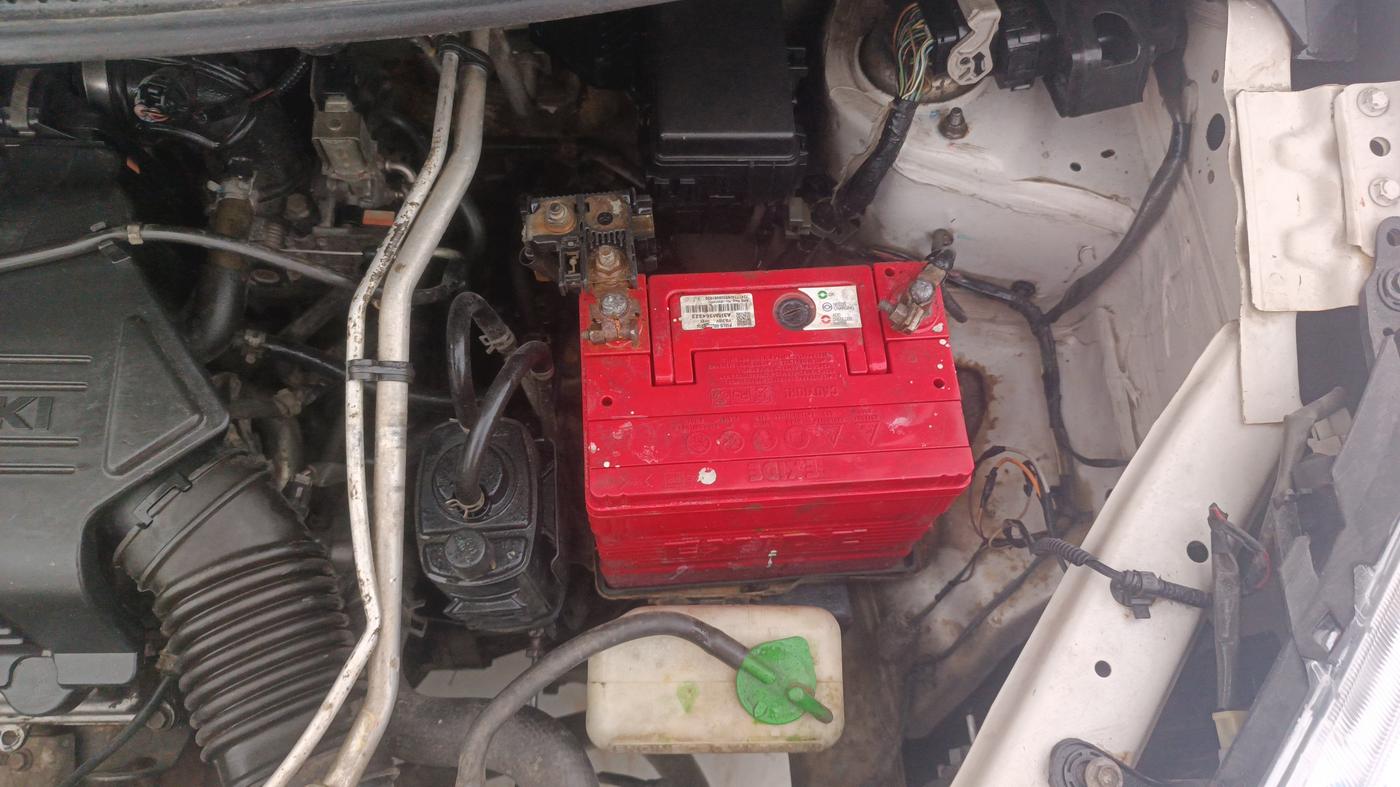 2015 Maruti Wagon R 1.0 LXI, Petrol, Manual, 1,05,123 km, Engine View - Left