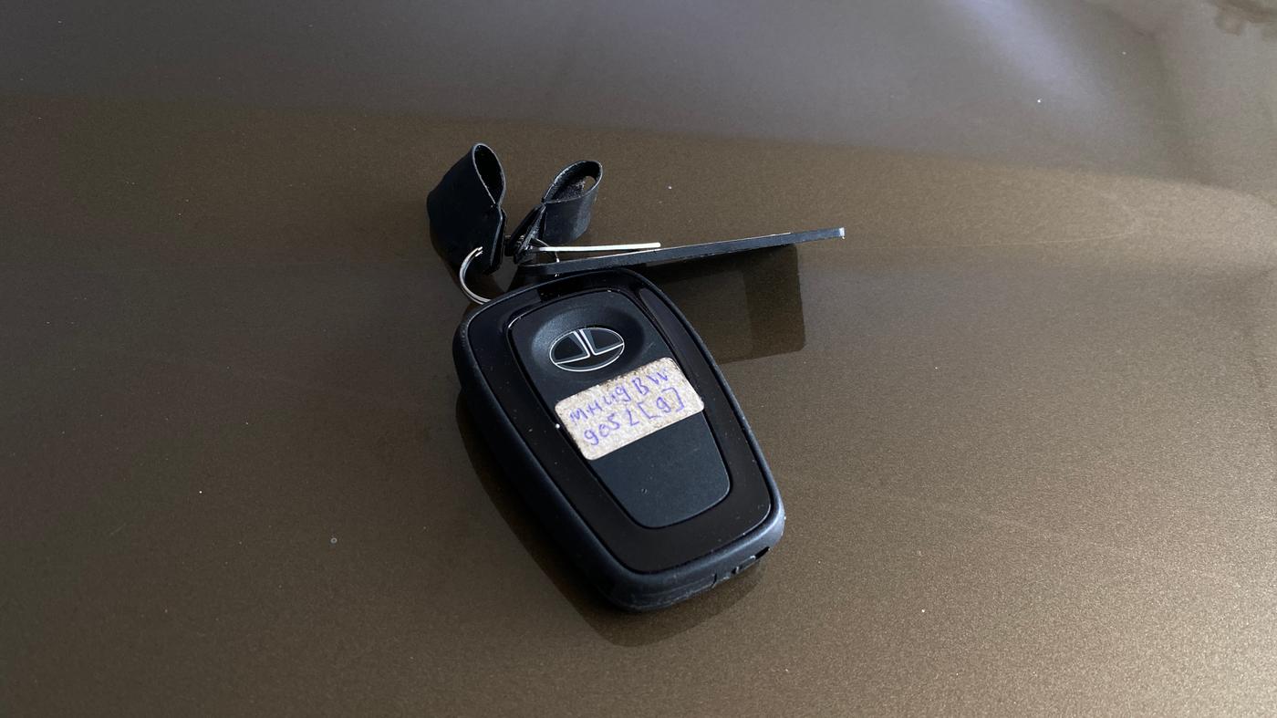 2023 Tata NEXON  XZ Plus LUXS Jet, Petrol, Manual, 33,834 km, Key Close Up