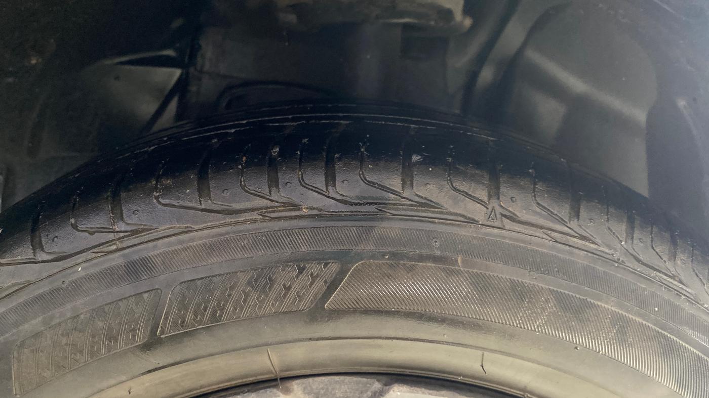 2023 Tata NEXON  XZ Plus LUXS Jet, Petrol, Manual, 33,834 km, Right Front Tyre Tread