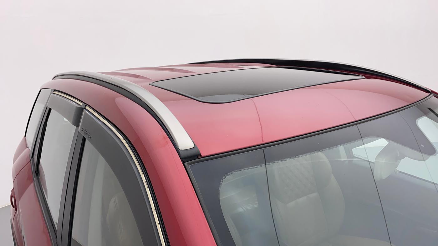 2018 Mahindra XUV500 W11 AT, Diesel, Automatic, 35,238 km, Roof