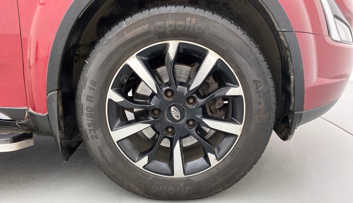 2018 Mahindra XUV500 W11 AT, Diesel, Automatic, 35,238 km, Right Front Wheel