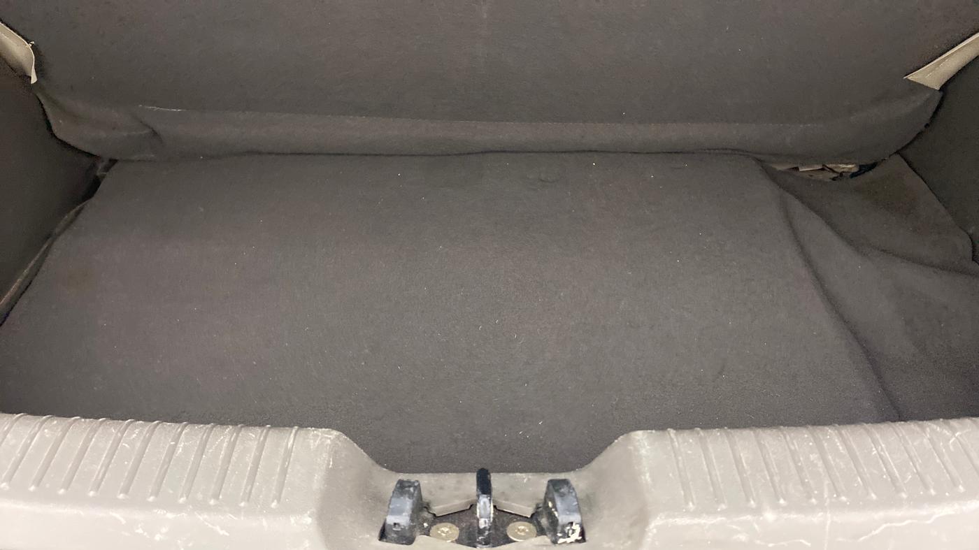 2012 Hyundai i10 MAGNA 1.2, Petrol, Manual, 40,724 km, Boot Inside