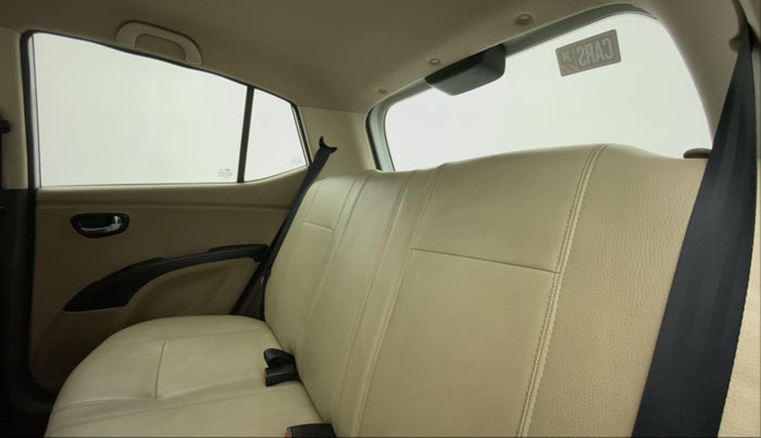 2012 Hyundai i10 MAGNA 1.2, Petrol, Manual, 40,724 km, Right Side Rear Door Cabin