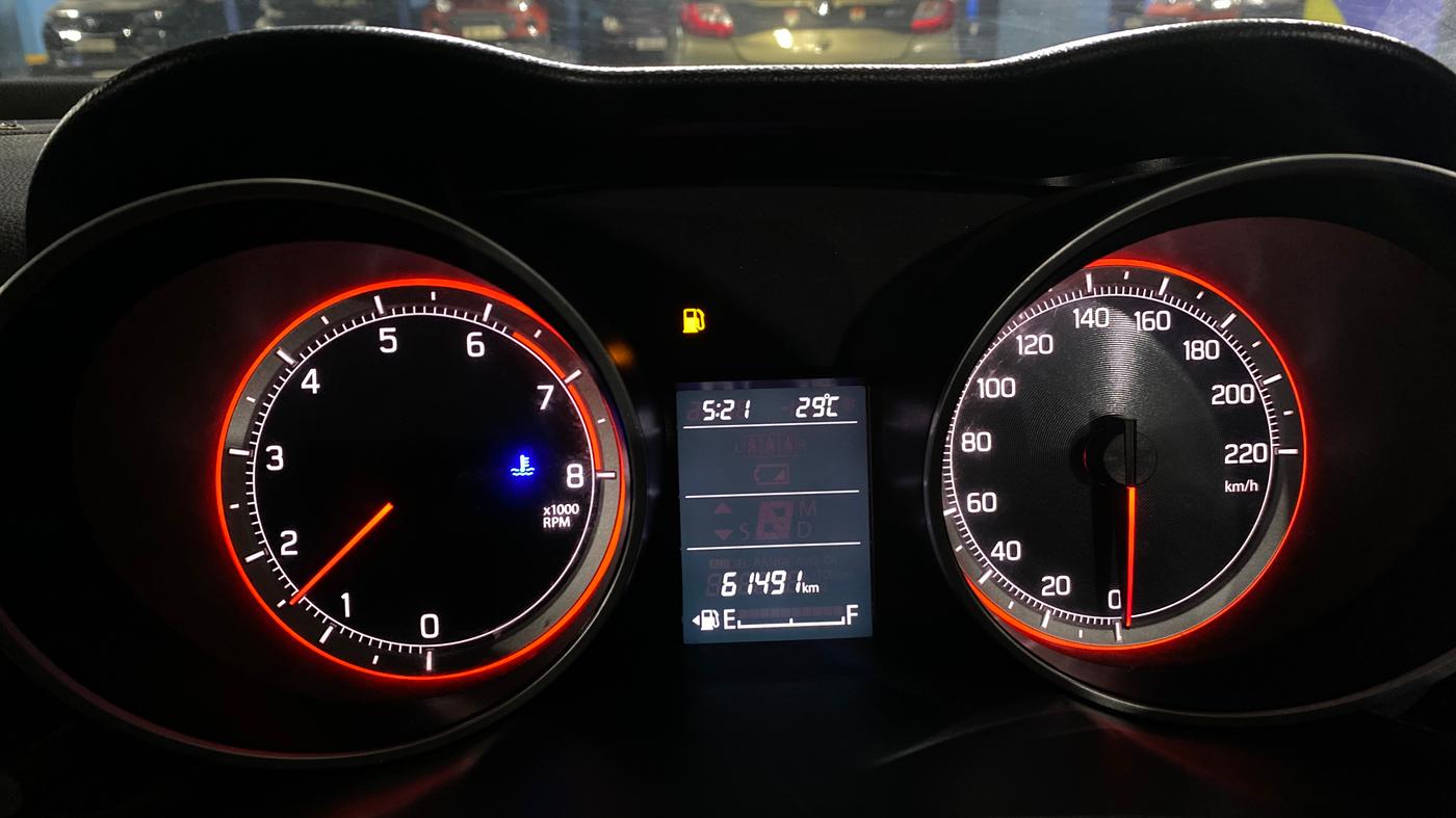 2018 Maruti Swift ZXI PLUS, Petrol, Manual, 61,477 km, Odometer Image