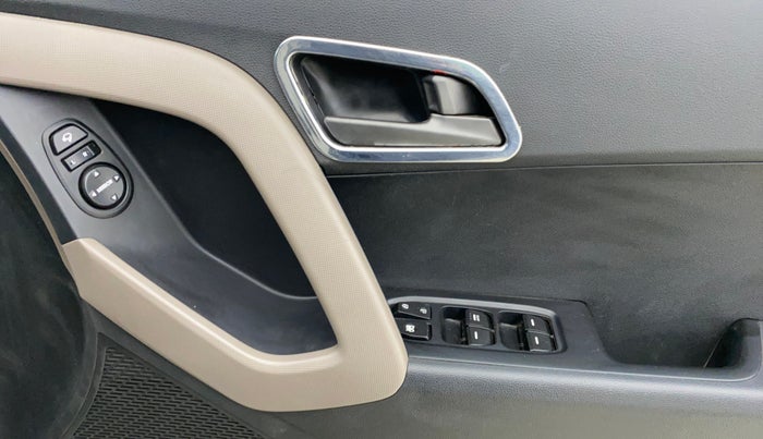 2016 Hyundai Creta SX PLUS 1.6 PETROL, Petrol, Manual, 63,797 km, Driver Side Door Panels Control