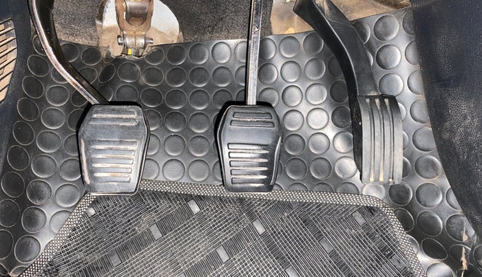 2014 Ford Figo TITANIUM 1.2 PETROL, Petrol, Manual, 93,003 km, Pedals