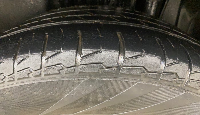 2018 Maruti S Cross ZETA 1.3, Diesel, Manual, 97,895 km, Left Rear Tyre Tread