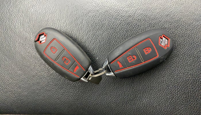 2018 Maruti S Cross ZETA 1.3, Diesel, Manual, 97,895 km, Key Close Up