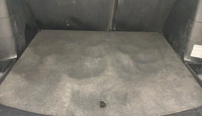 2018 Maruti S Cross ZETA 1.3, Diesel, Manual, 97,895 km, Boot Inside