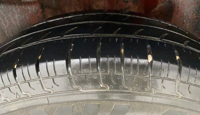 2019 Maruti Swift VDI, Diesel, Manual, 76,029 km, Left Rear Tyre Tread