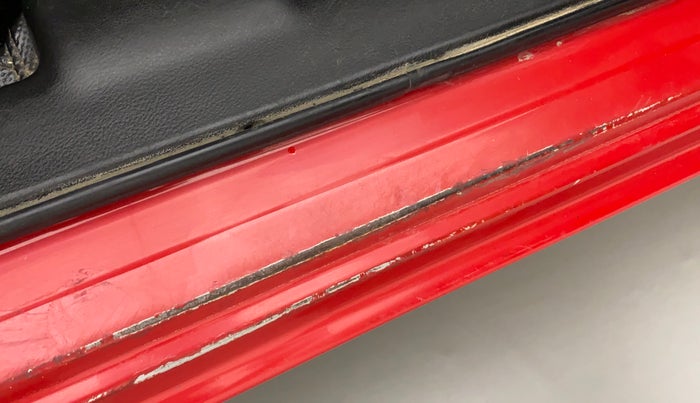 2019 Maruti Swift VDI, Diesel, Manual, 76,029 km, Right running board - Slightly rusted