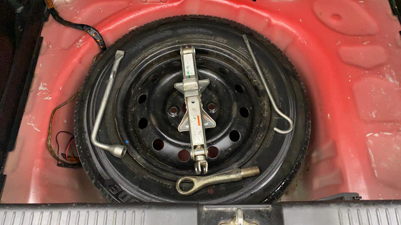2019 Maruti Swift VDI, Diesel, Manual, 76,029 km, Spare Tyre