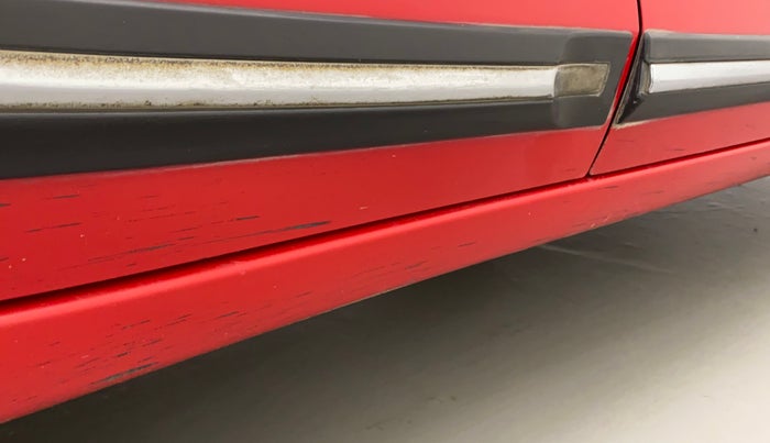2019 Maruti Swift VDI, Diesel, Manual, 76,029 km, Right running board - Minor scratches