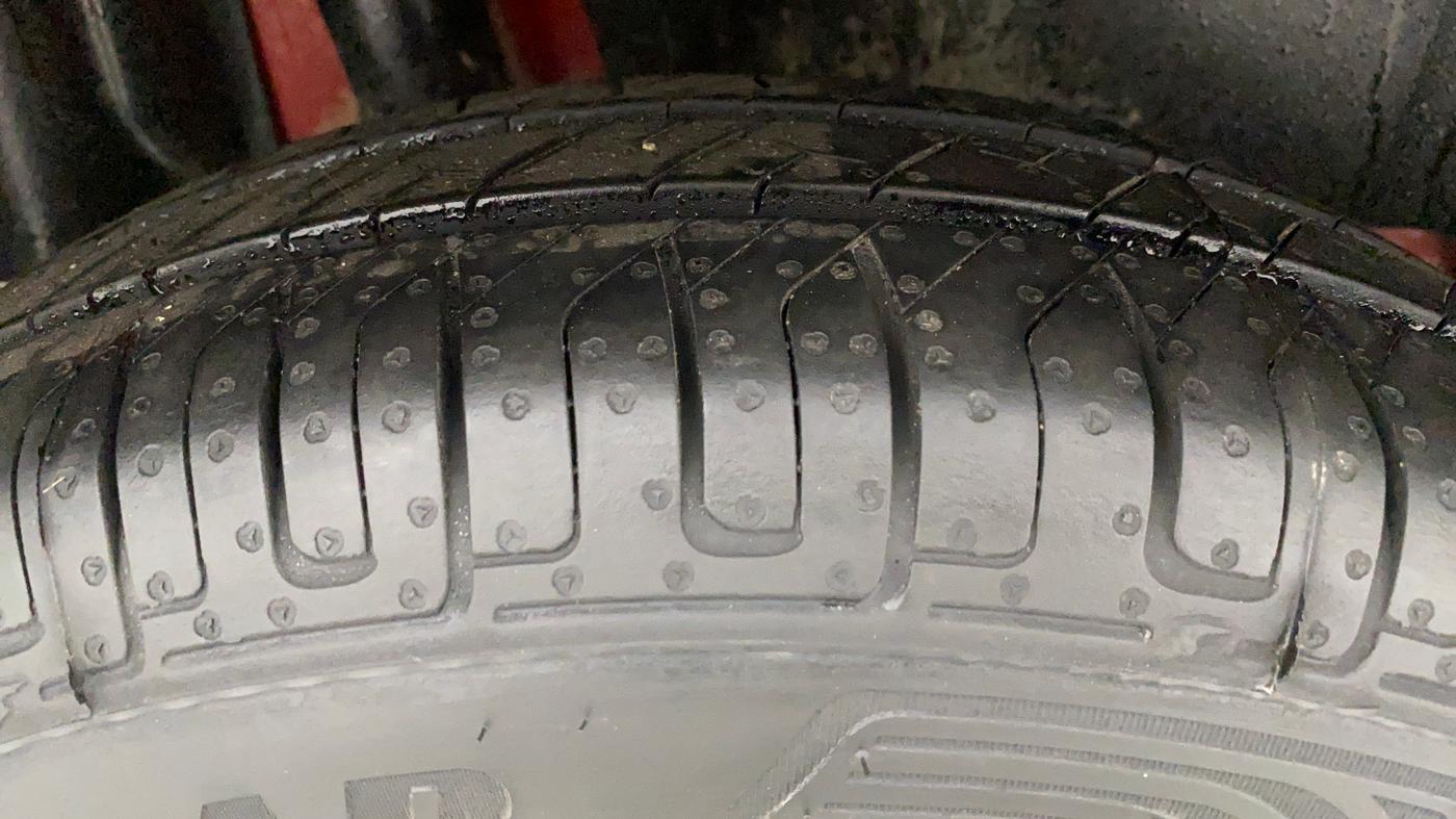 2019 Maruti Swift VDI, Diesel, Manual, 76,029 km, Right Rear Tyre Tread