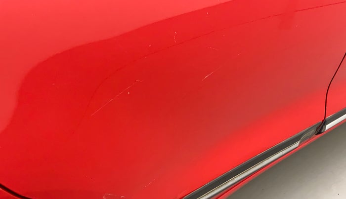 2019 Maruti Swift VDI, Diesel, Manual, 76,029 km, Right rear door - Minor scratches