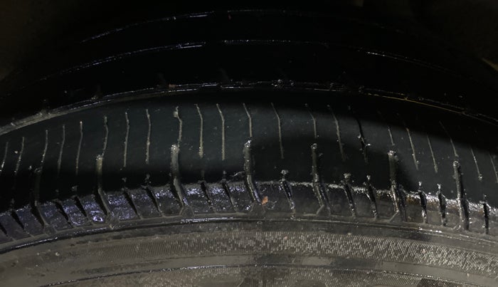 2020 Hyundai Creta E PLUS 1.4 DIESEL, Diesel, Manual, 79,406 km, Left Rear Tyre Tread