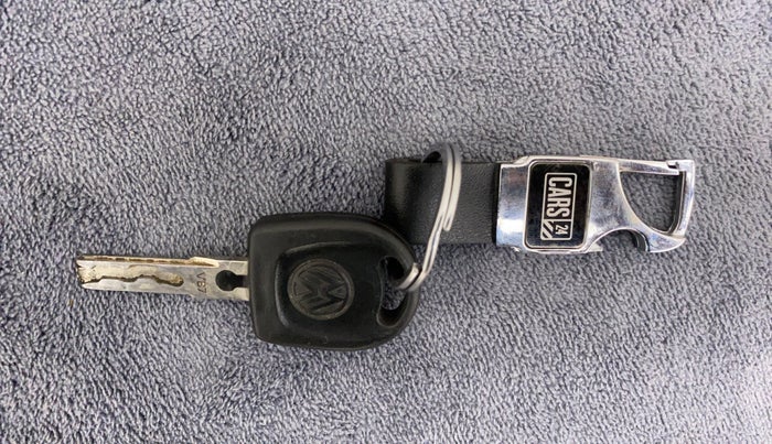 2011 Volkswagen Polo TRENDLINE 1.2L PETROL, Petrol, Manual, 45,622 km, Key Close Up