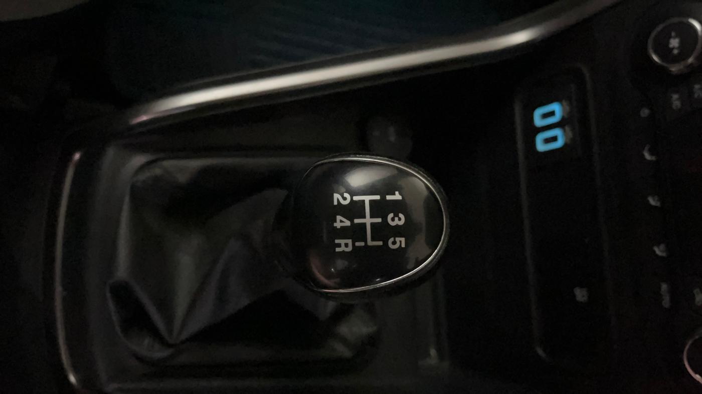 2021 Ford Ecosport TITANUIM + SE 1.5L PETROL, Petrol, Manual, 26,666 km, Gear Lever