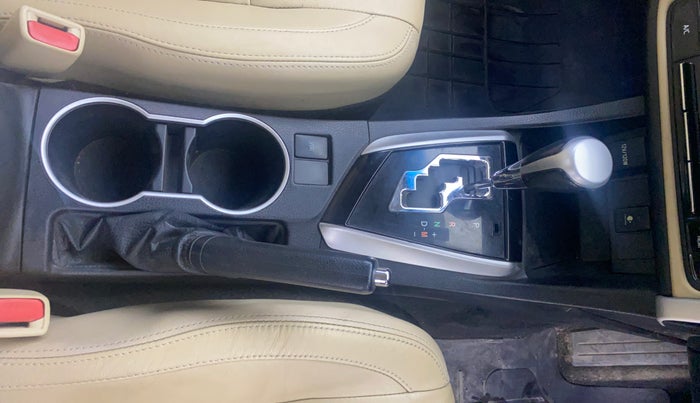 2017 Toyota Corolla Altis VL CVT PETROL, Petrol, Automatic, 93,281 km, Gear Lever