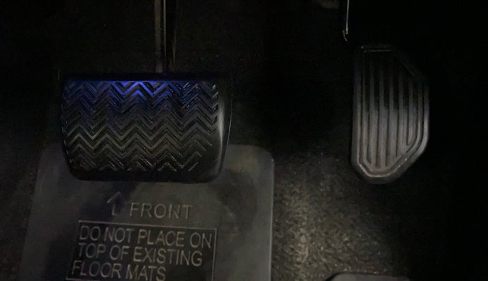 2017 Toyota Corolla Altis VL CVT PETROL, Petrol, Automatic, 93,281 km, Pedals