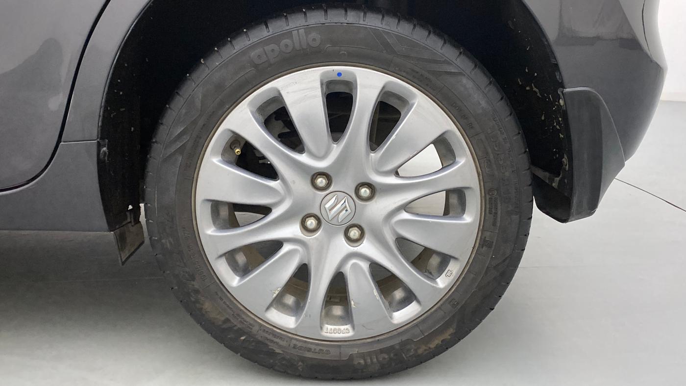 2017 Maruti Baleno ALPHA CVT PETROL 1.2, Petrol, Automatic, 25,365 km, Left Rear Wheel