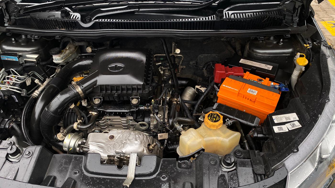 2022 Tata NEXON XZ PLUS (PREMIUM) PETROL, Petrol, Manual, 29,325 km, Engine View - Left
