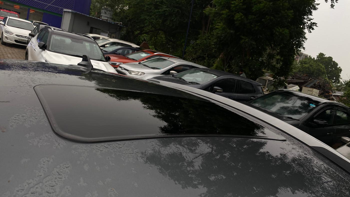 2022 Tata NEXON XZ PLUS (PREMIUM) PETROL, Petrol, Manual, 29,325 km, Moonroof/ Sunroof