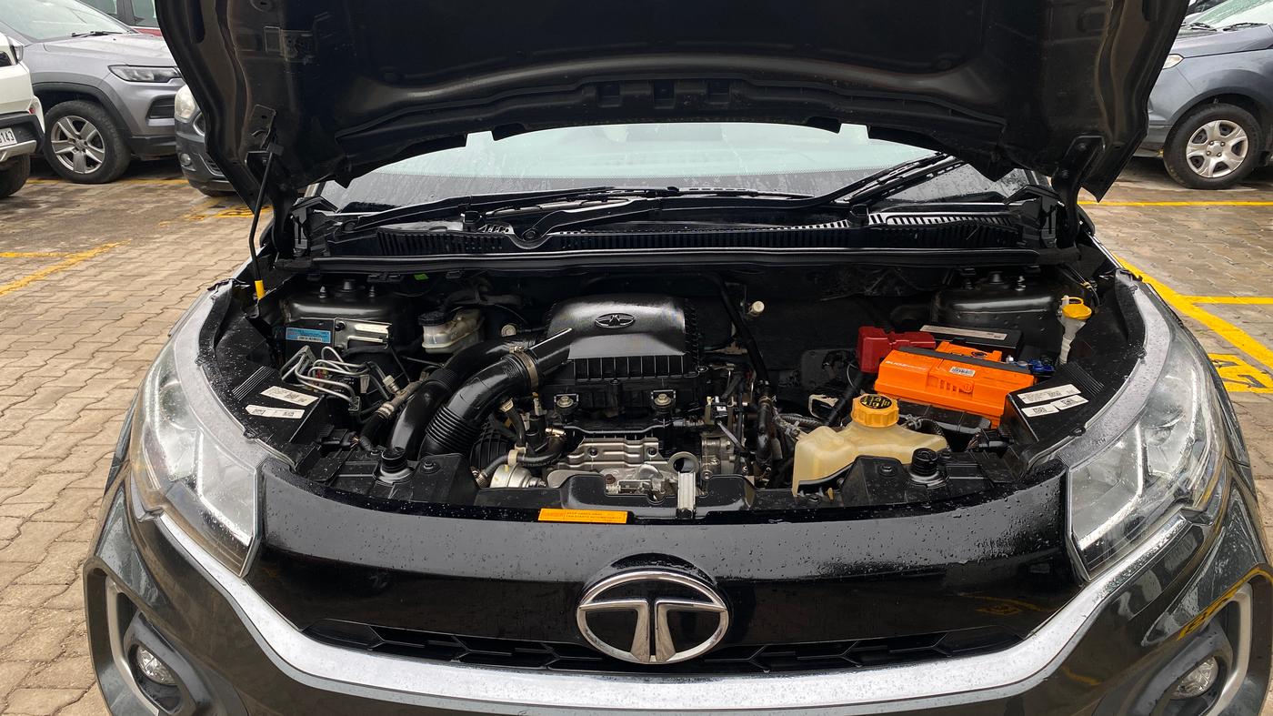 2022 Tata NEXON XZ PLUS (PREMIUM) PETROL, Petrol, Manual, 29,325 km, Engine View