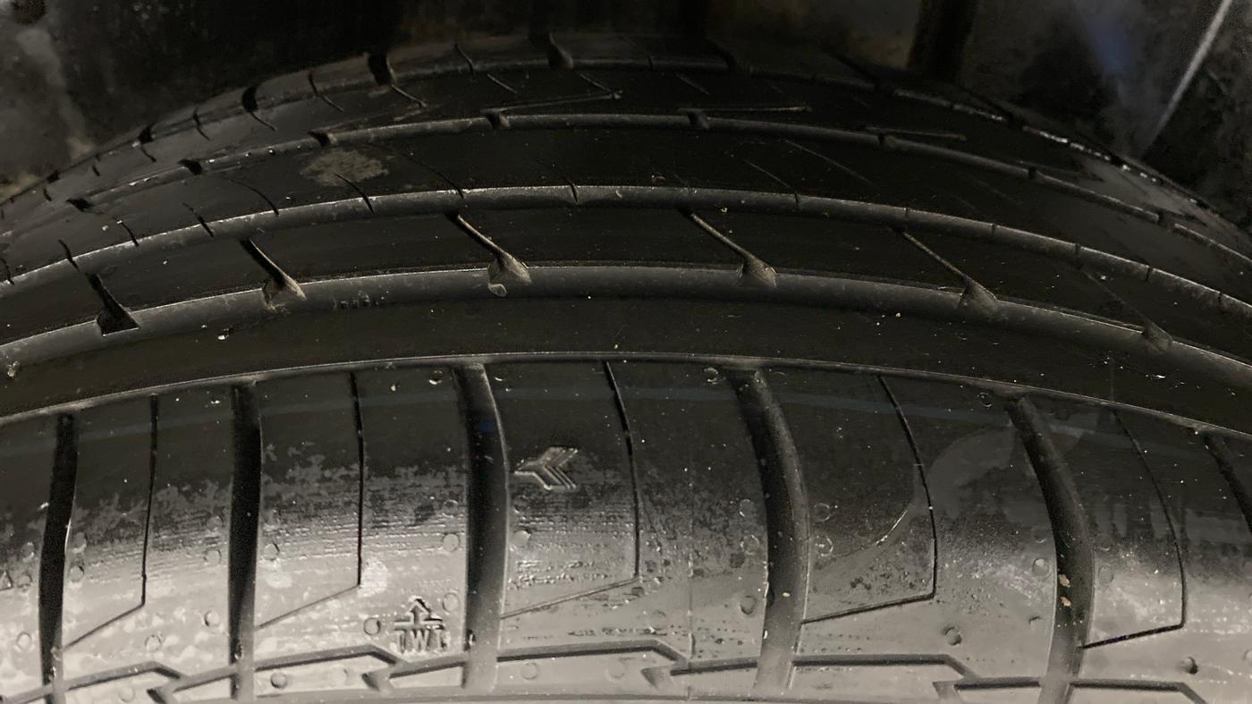 2021 MG HECTOR SHARP DCT PETROL, Petrol, Automatic, 6,501 km, Left Rear Tyre Tread