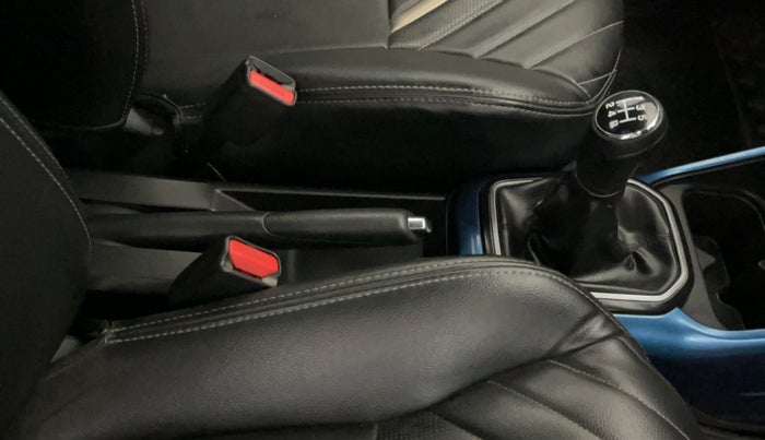 2018 Maruti IGNIS ZETA 1.2, Petrol, Manual, 86,026 km, Gear Lever