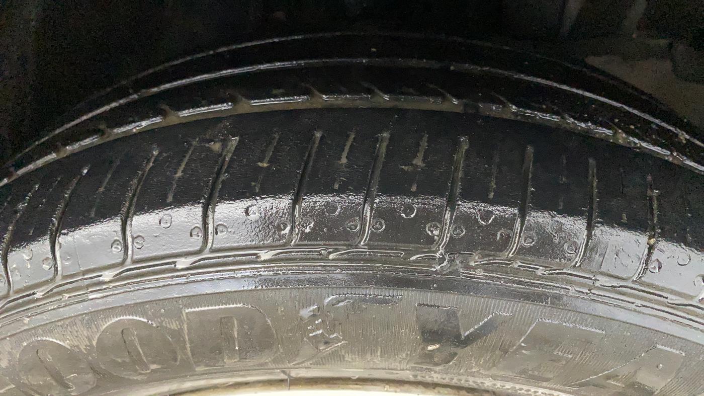 2017 Honda Jazz 1.2L I-VTEC V AT, Petrol, Automatic, 89,904 km, Right Front Tyre Tread