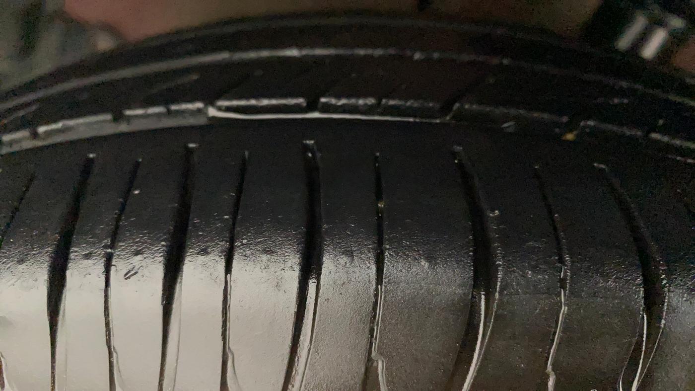2015 Maruti Celerio VXI, Petrol, Manual, 60,594 km, Left Front Tyre Tread