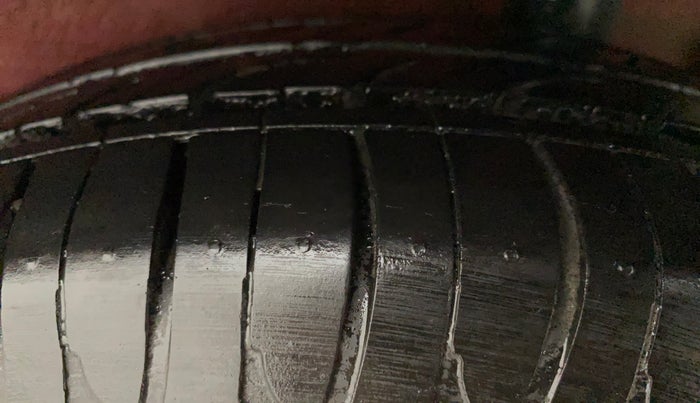 2015 Maruti Celerio VXI, Petrol, Manual, 60,594 km, Left Rear Tyre Tread