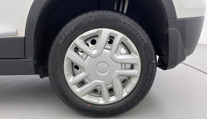 2020 Maruti Vitara Brezza LXI, Petrol, Manual, 30,953 km, Left Rear Wheel