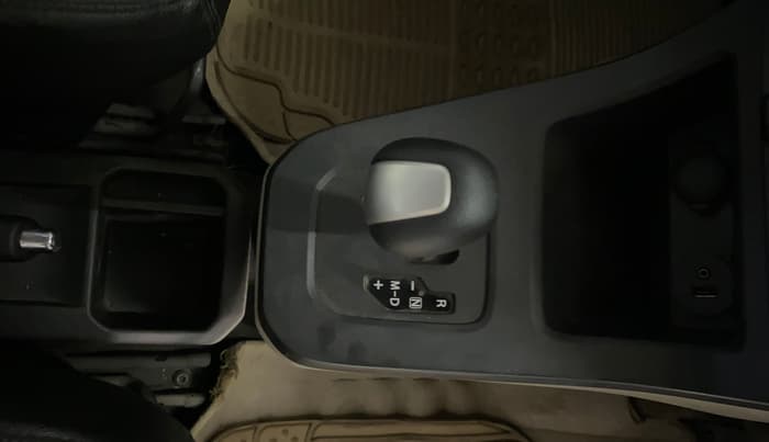 2020 Maruti New Wagon-R ZXI 1.2 AMT, Petrol, Automatic, 42,563 km, Gear Lever