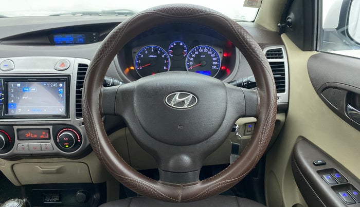 2011 Hyundai i20 MAGNA O 1.2, Petrol, Manual, 96,026 km, Steering Wheel Close Up