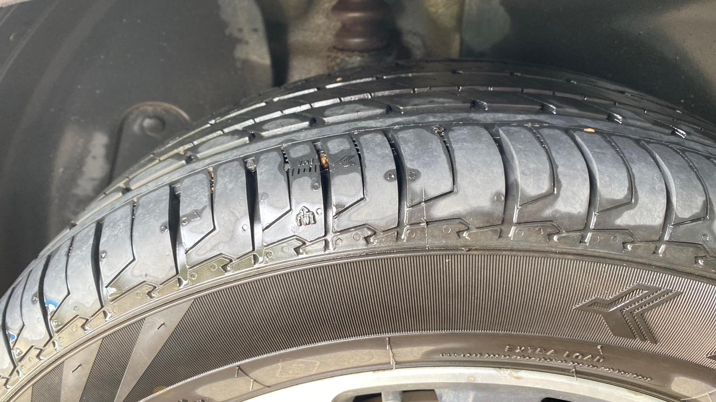 2023 Hyundai Creta SX (O) AT 1.5 DIESEL, Diesel, Automatic, 1,01,317 km, Right Rear Tyre Tread