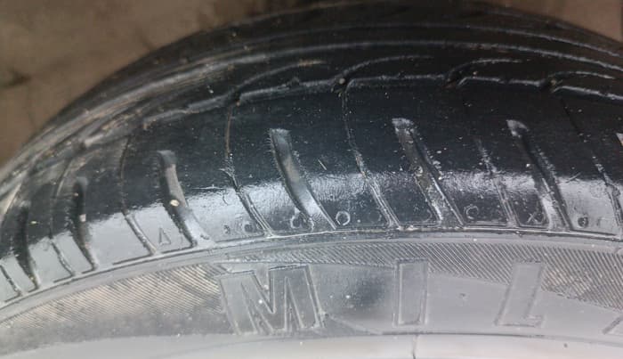 2015 Hyundai Grand i10 MAGNA 1.2 KAPPA VTVT, Petrol, Manual, 56,356 km, Right Front Tyre Tread