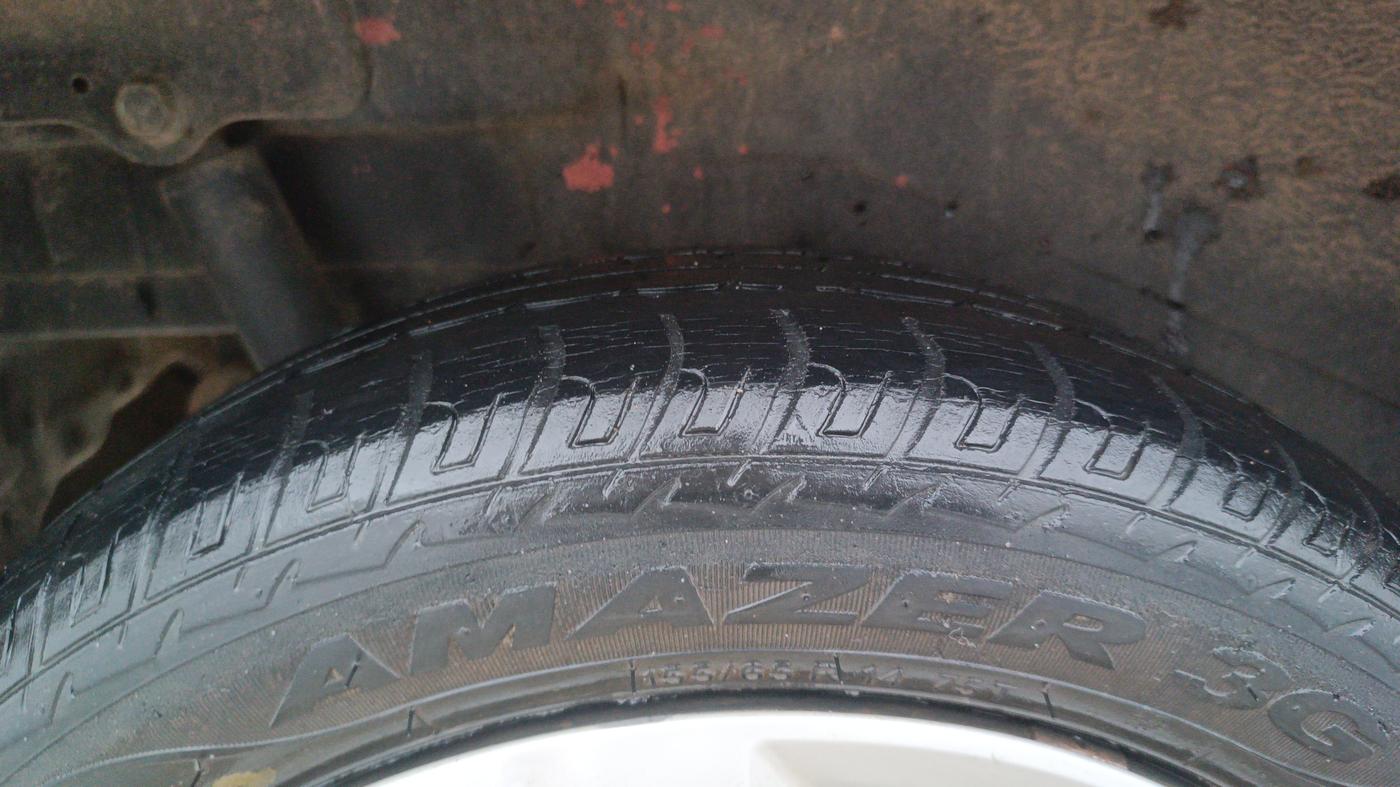 2018 Maruti Wagon R 1.0 VXI, Petrol, Manual, 32,756 km, Right Rear Tyre Tread