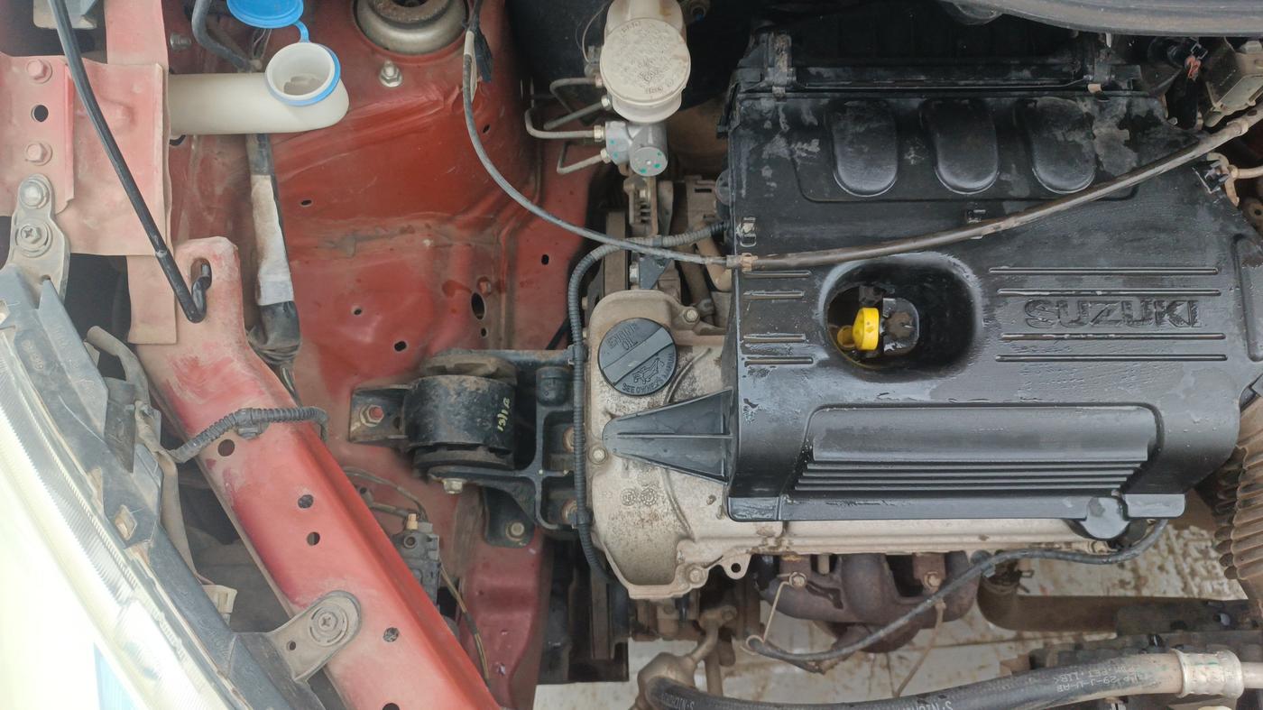 2018 Maruti Wagon R 1.0 VXI, Petrol, Manual, 32,756 km, Engine View - Right