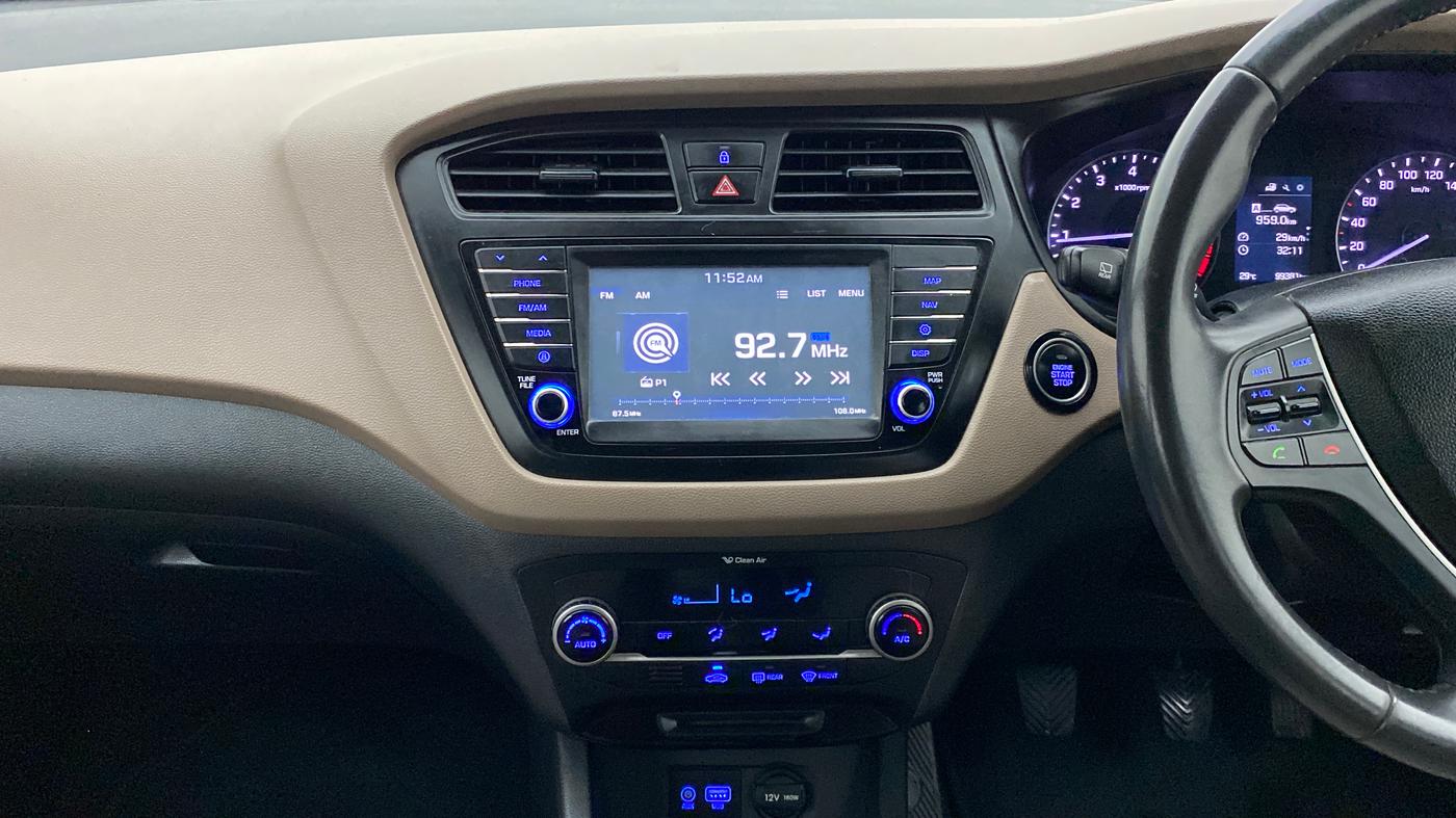 2017 Hyundai Elite i20 ASTA 1.2, Petrol, Manual, 99,517 km, Air Conditioner
