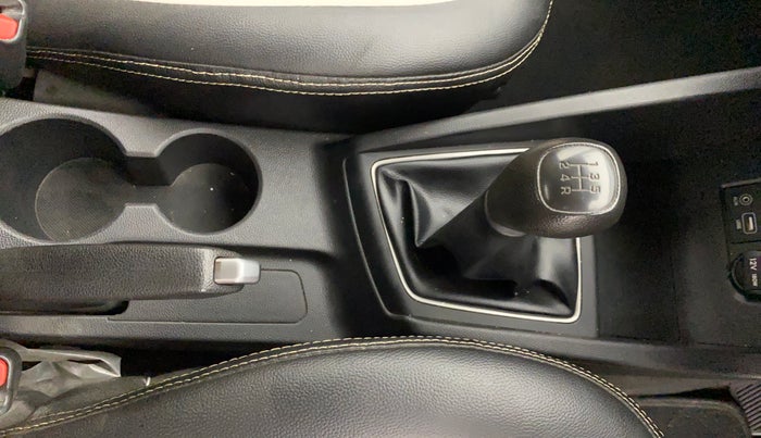 2016 Hyundai Elite i20 SPORTZ 1.2, Petrol, Manual, 48,724 km, Gear Lever