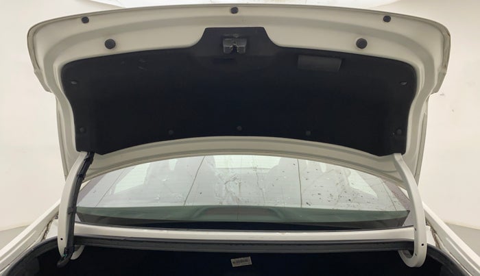 2017 Hyundai New Elantra 2.0 SX(O) AT PETROL, Petrol, Automatic, 64,350 km, Boot Door Open