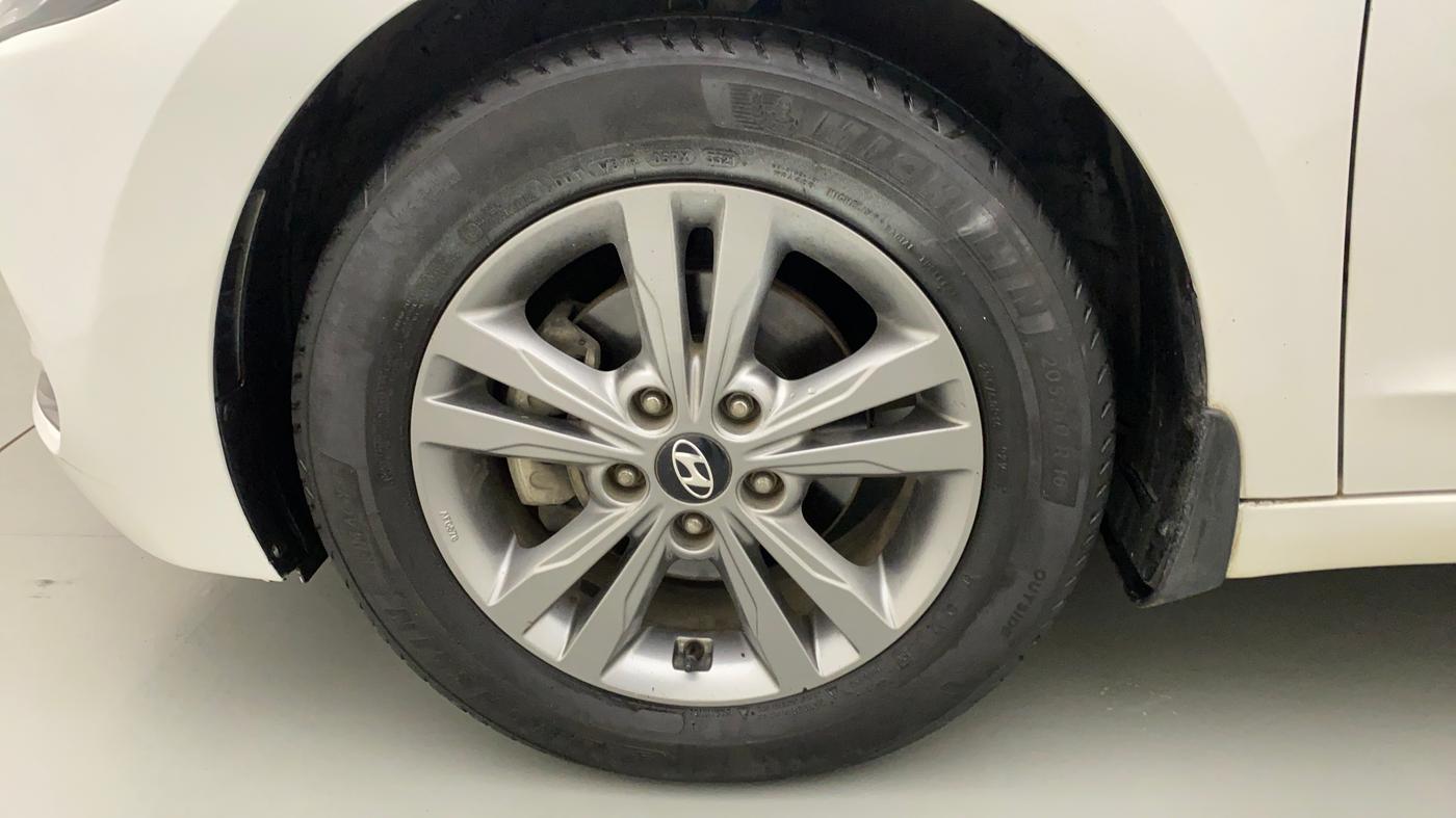 2017 Hyundai New Elantra 2.0 SX(O) AT PETROL, Petrol, Automatic, 64,350 km, Left Front Wheel