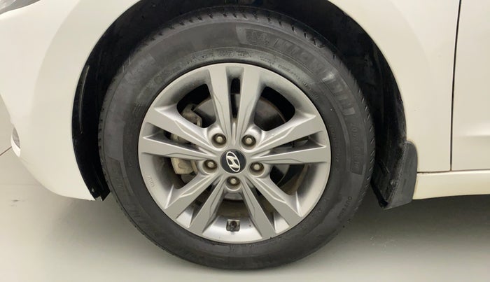 2017 Hyundai New Elantra 2.0 SX(O) AT PETROL, Petrol, Automatic, 64,350 km, Left Front Wheel