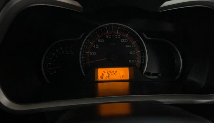 2016 Maruti Alto K10 VXI, Petrol, Manual, 24,284 km, Odometer Image