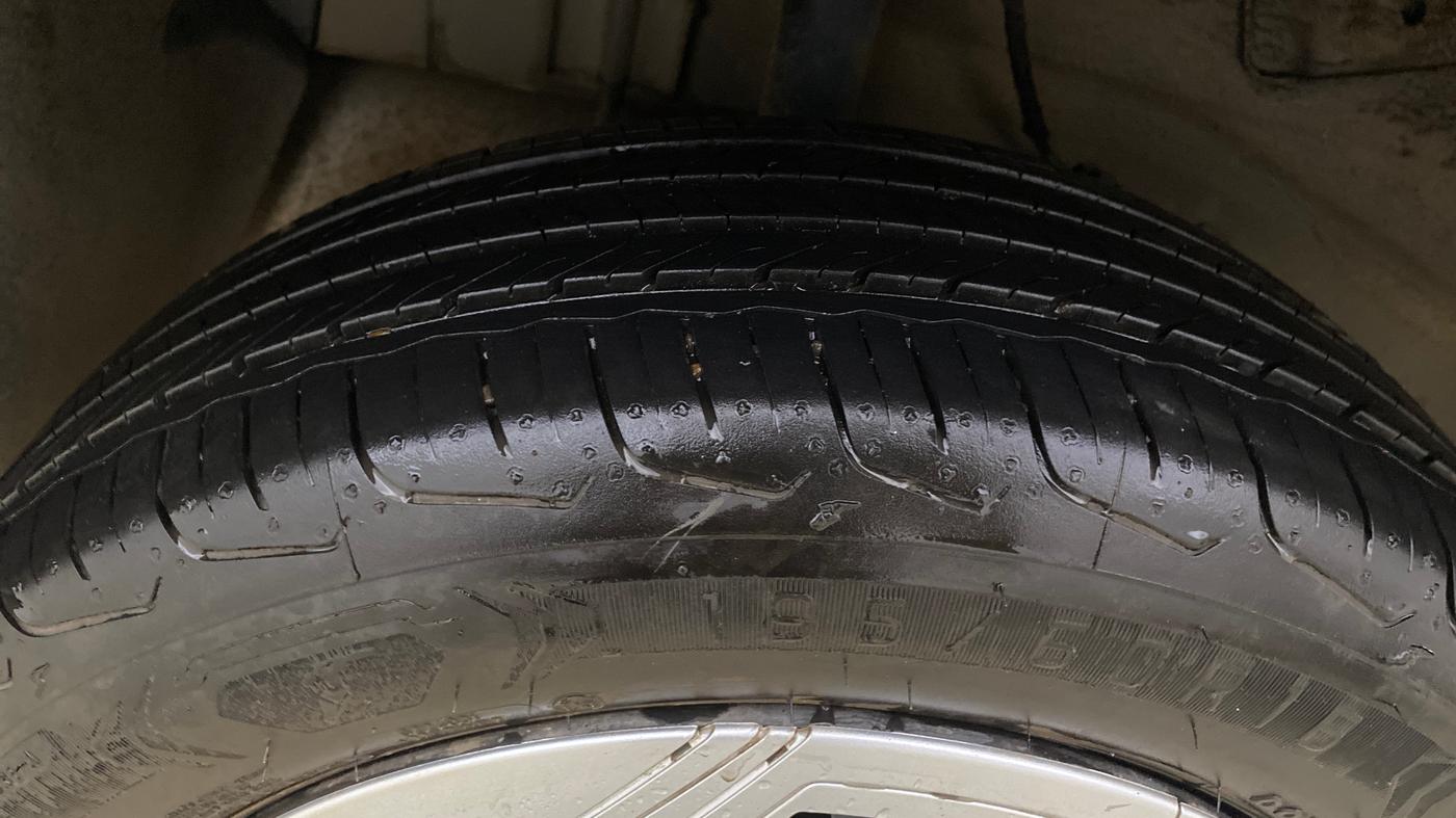 2024 Tata NEXON PURE 1.2 PETROL, Petrol, Manual, 4,855 km, Right Rear Tyre Tread