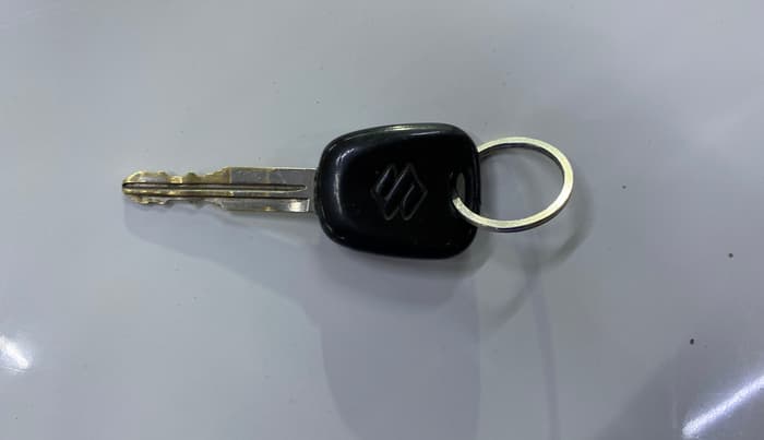 2016 Maruti Alto K10 VXI, Petrol, Manual, 38,216 km, Key Close Up